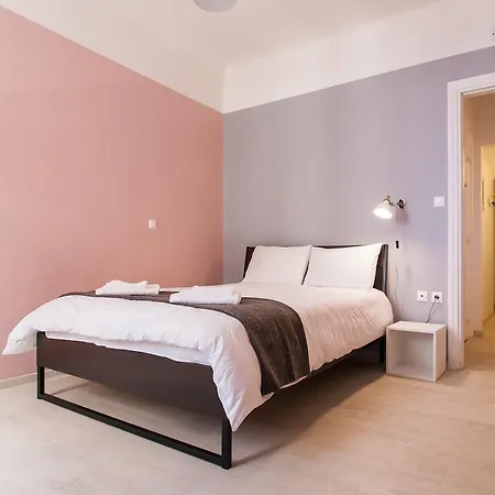 Apart Otel Karitsi Place 3*