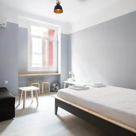 Karitsi Place Aparthotel Athens
